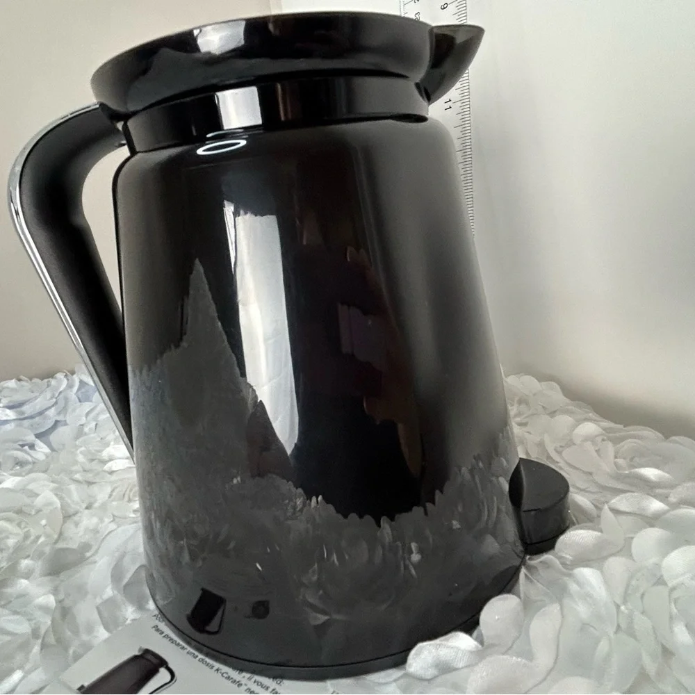 Keurig Carafe Black Plastic 3-4 Cups 32oz NWT‎